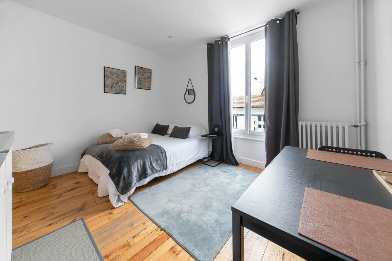 Residence Celestins - Appartements Centre Avec Parking Vichy Buitenkant foto