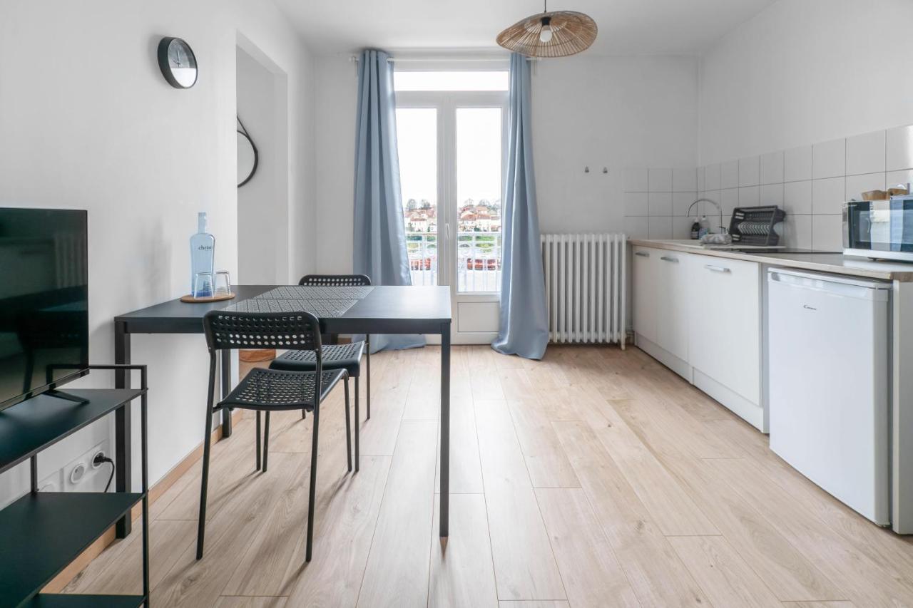 Residence Celestins - Appartements Centre Avec Parking Vichy Buitenkant foto