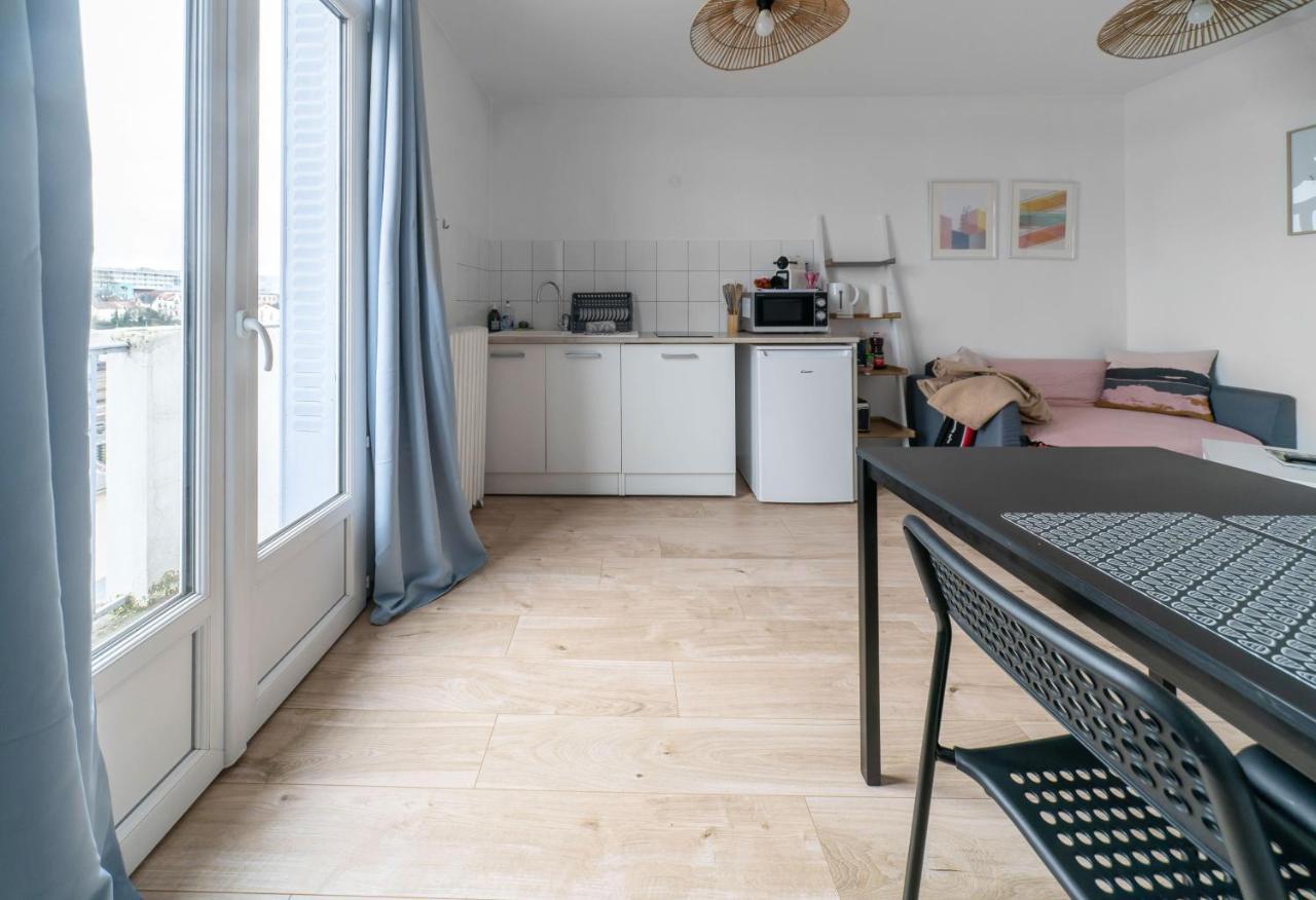 Residence Celestins - Appartements Centre Avec Parking Vichy Buitenkant foto